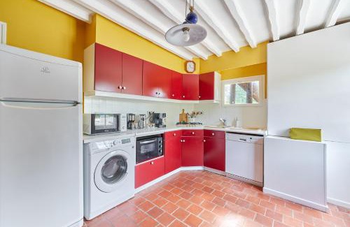 Livarot-Pays-d'Auge House | Au Cèdre Bleu - Longère avec Grand Jardin