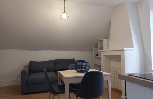 Besancon Apartment | Au Montjoux, côté jardin