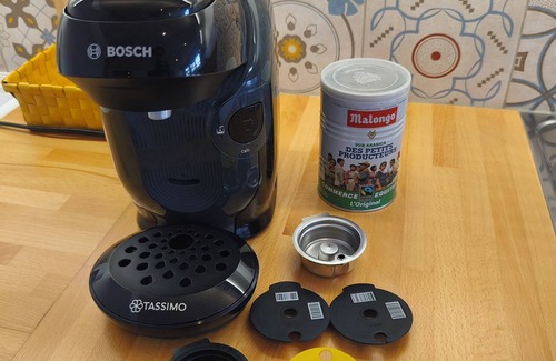 Issoire Apartment | Au parfait : Ground floor, quiet, parking, garden, ideally situated