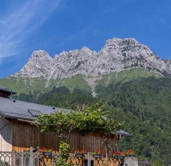 Saint-Pierre-d'Albigny Ski Chalet | Au Pied De L'arcluse - Spa Clim