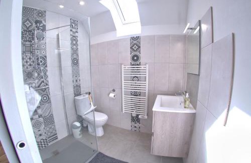 Pertheville-Ners House | Au pré des acajous