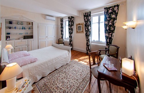 Lapalisse Bed & Breakfast | Au Puy des Vérités