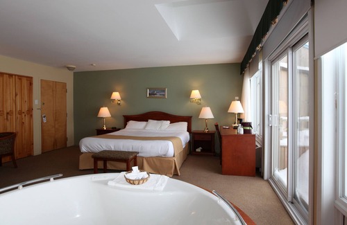 La Baie Hotel | Auberge des Battures