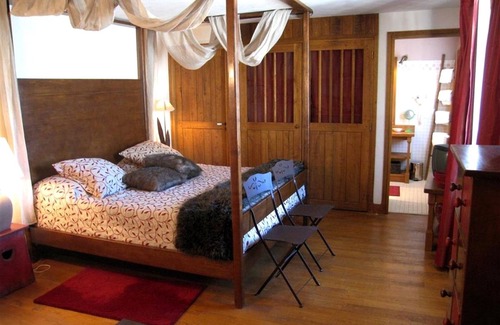 Montsalvy Hotel | Auberge Fleurie