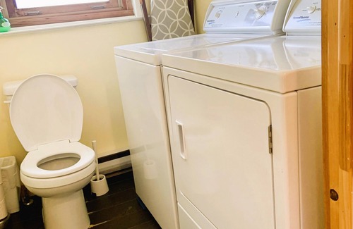 Stanstead Plain Hotel | Auberge Le Sunshine - Café-bistro