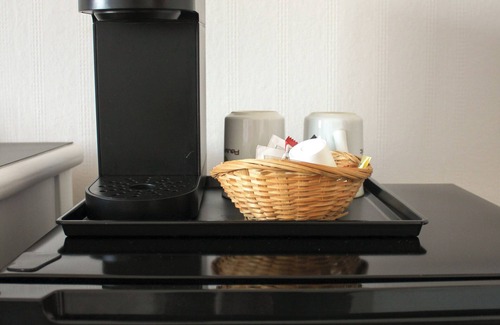 Chicoutimi Hotel | Auberge Resto le Parasol