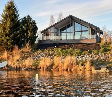 Rovaniemi Villa | Aurora Arctic Riverside Villa