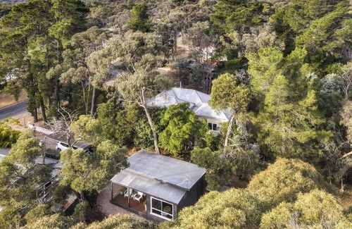 Hepburn Springs House | Aurora Cottage