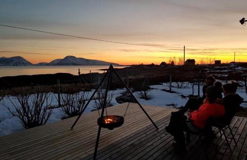 Vannareid House | Aurora sea view cabin with wifi,sauna, jaccuzi