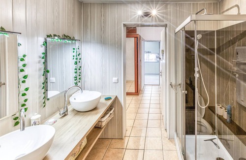 Castelsagrat House | Authentic and spacious vacation home in Castelsagrat.