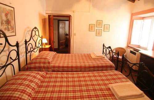 Petrognano Cottage | Authentic apartment in a picturesque town near a cozy restaurant.