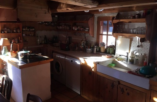 Bozel Ski Chalet | Authentic chalet -3 valleys - 6 pers