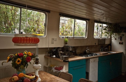 Amsterdam City Centre Boat Rental | Authentic Ship,Green and Quiet Canal in Center of Amsterdam