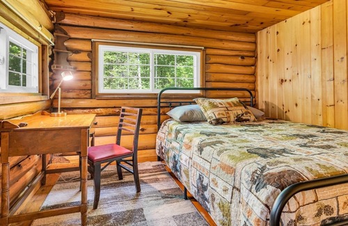 Sunday River Area Cabin | Authentic ski cabin