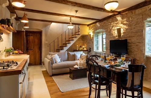 Sestanovac House | Authentic Stone House Lola