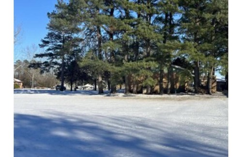 Perryville House | Available for 2024 Eclipse ground zero! Path of totality! Sleeps 6.