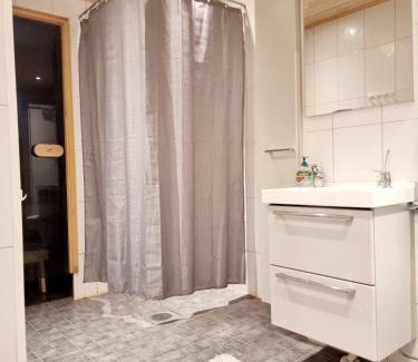 Jyvaskyla Apartment | Avara, ylellinen kaksikerroksinen huoneisto.