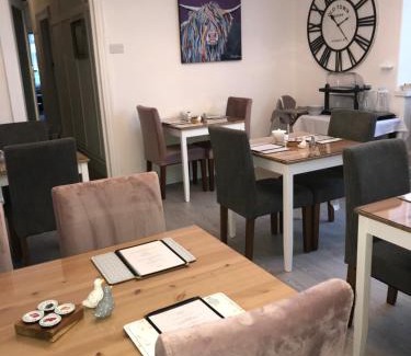 Blackpool Town Center House | Avenue Guest House