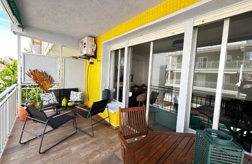 Grao de Gandia Apartment | Avocado Gandia Playa 100 m de la playa con vistas al mar para 8 personas!