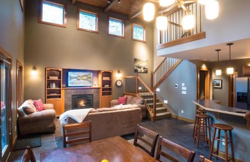 Glacier House | Avventura Chalet