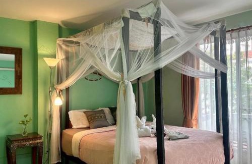 Old City Bed & Breakfast | Awana House