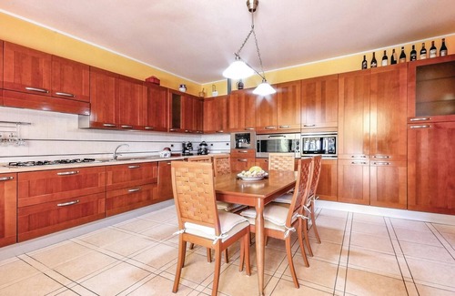 Santa Maria di Castellabate Apartment | Awesome apartment in Castellabate -SA-