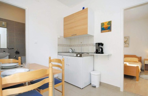 Raslina Apartment | Awesome apartment in Raslina