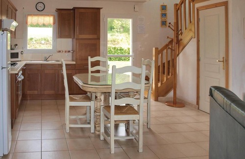 Plestin-les-Greves House | Awesome home in Plestin les Greves