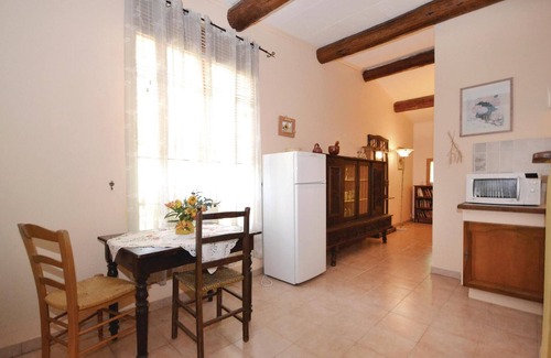 Crillon-le-Brave House | Awesome home in Crillon le Brave