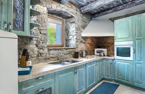 Buzet House | Awesome home in Buzet
