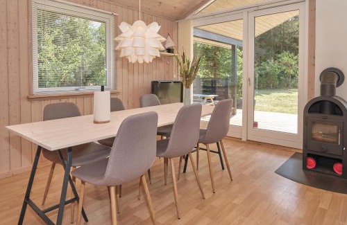 Øksenmølle House | Awesome Home In Ebeltoft With 3 Bedrooms, Sauna And Wifi