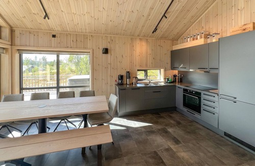 Sor-Fron House | Awesome home in Gålå with sauna