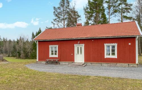 Habo House | Awesome Home In Habo With Wifi