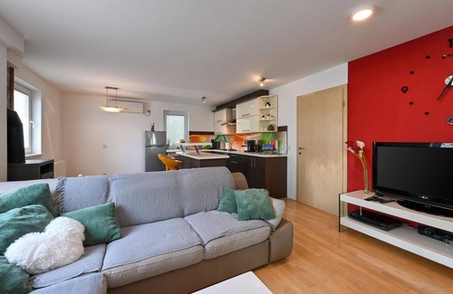 Ivanec House | Awesome home in Ivanec with Wi-Fi