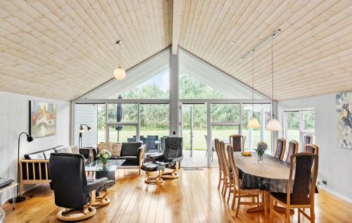 Rodby House | Awesome Home In Rødby With Sauna