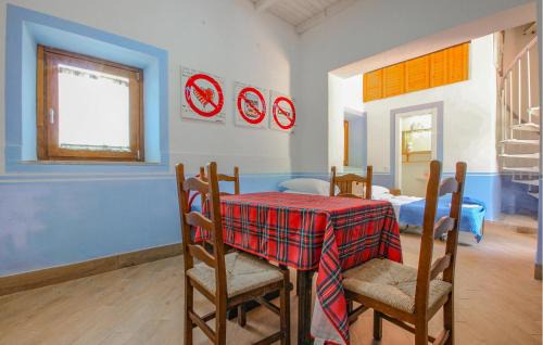 Zona LIV La Giustiniana House | Awesome Home In Roma With Wifi