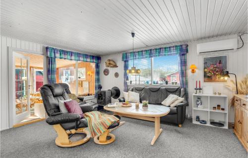 Sønder Nissum House | Awesome Home In Ulfborg With Kitchen