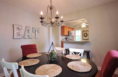Prestonia House | Awesome Location for Louisville or Expo Stay!