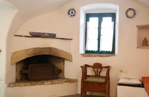 Aroniadika House | Axion Studios