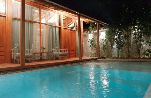 Kartosuro Villa | Ayom Java Village Solo