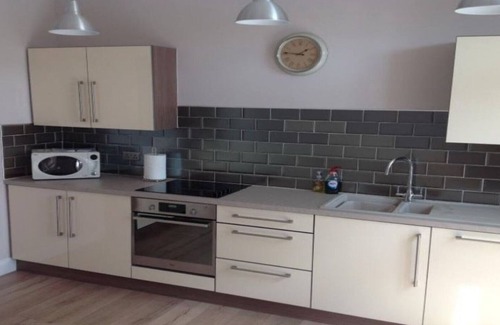 Ayr Apartment | Ayr Beach View Apartment