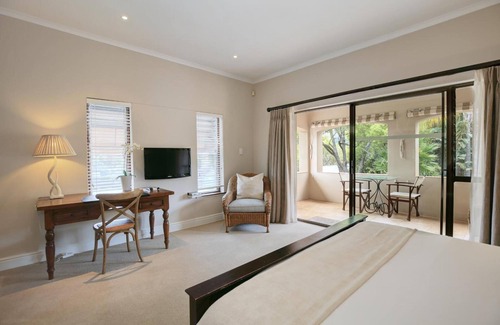 George House | Aziza Guesthouse