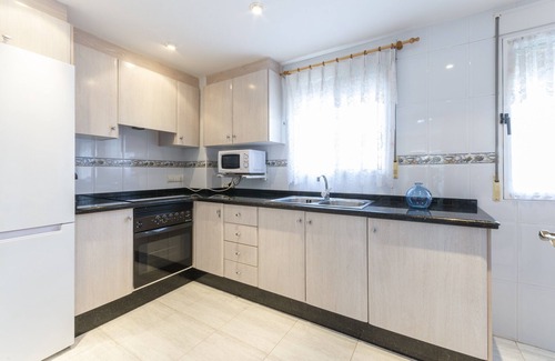 Daimuz House | AZUL - Cosy flat with shared swimming pool and free wifi