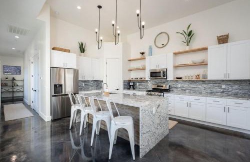 Hurricane House | Azure Abode at Sand Hollow Resort