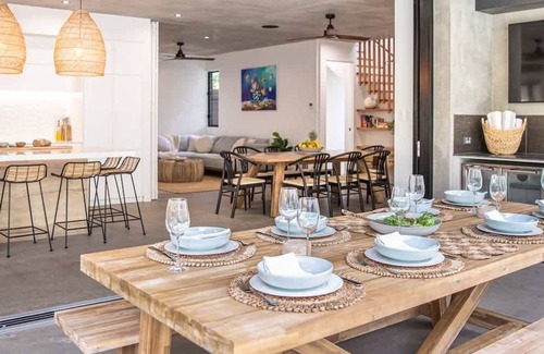 Port Douglas House | Azure Port Douglas - Luxurious & Modern Villa