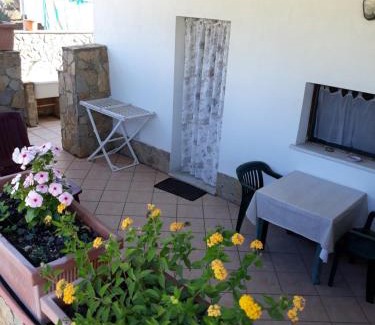 Ustica Apartment | B&B Caserta