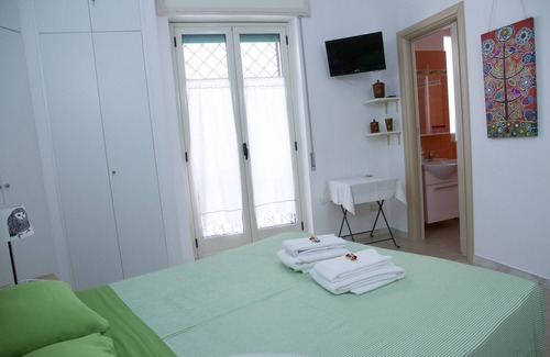 Crotone Bed & Breakfast | B & B Castello - apartment with 2 bedrooms and 2 bathrooms