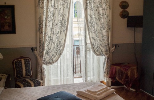 Cava de' Tirreni Bed & Breakfast | B&B L'Incanto,the b&b in the Historic Center 2 km from the Divine Coast.