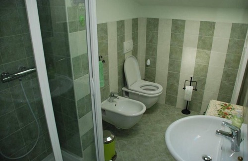 Carru Bed & Breakfast | B&B Torre in Langa