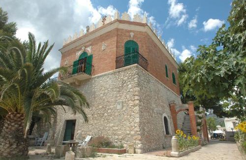 Mattinata Bed & Breakfast | B & B Torre Saracena